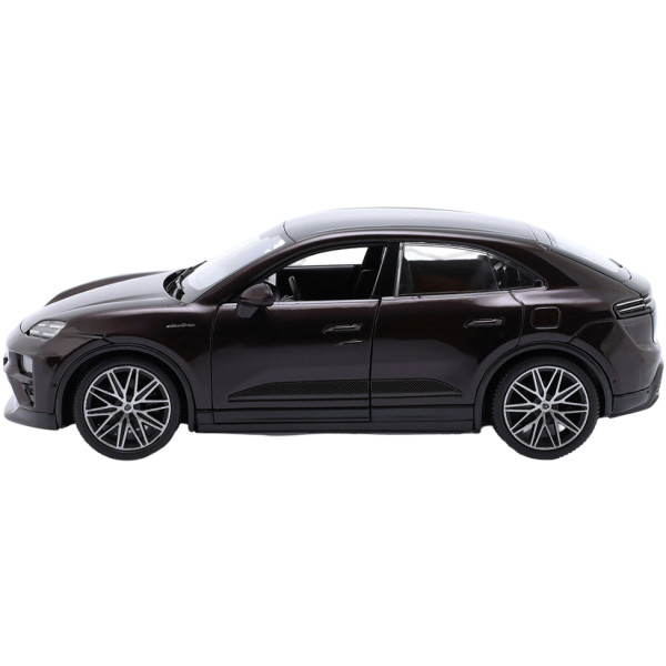 Фото - Колекційна машинка 1:24 Bburago PORSCHE MACAN 4 ELECTRIC Black (18-21114)