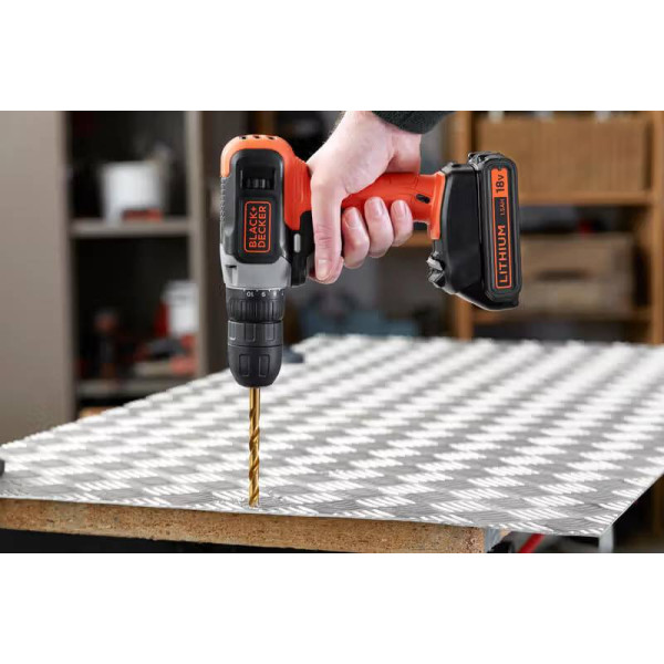 Фото - Дриль-шуруповерт Black&Decker BCD001C1