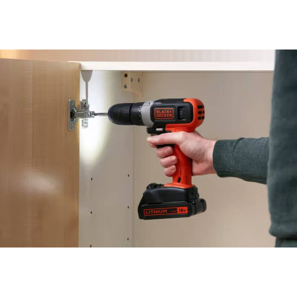 Фото - Дриль-шуруповерт Black&Decker BCD001C1