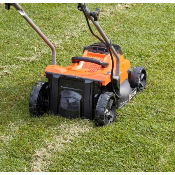 Фото - Газонокосилка аккумуляторная Black&Decker BCMW33184L2