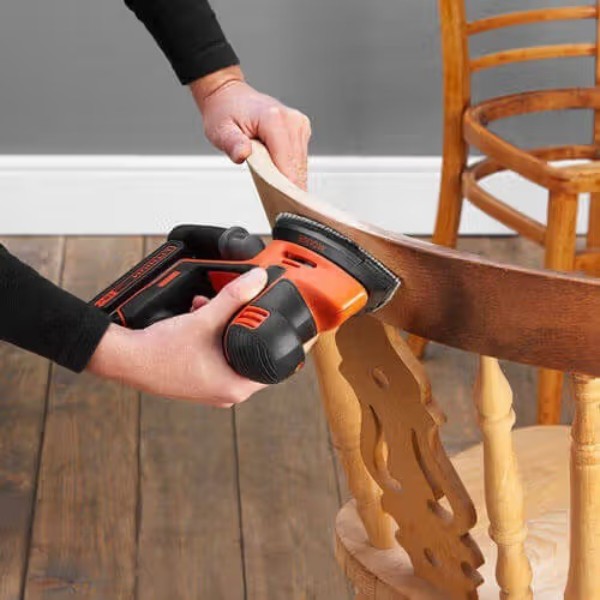 Фото - Виброшлифовочная машина Black&Decker BDCDS18N
