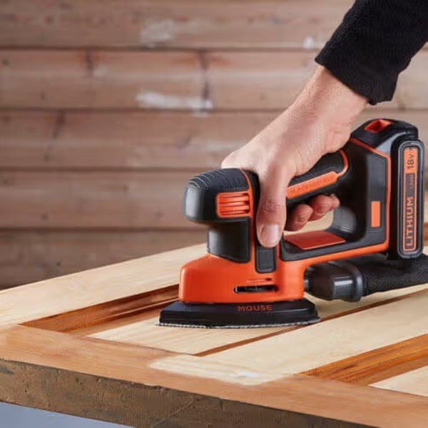 Фото - Виброшлифовочная машина Black&Decker BDCDS18N