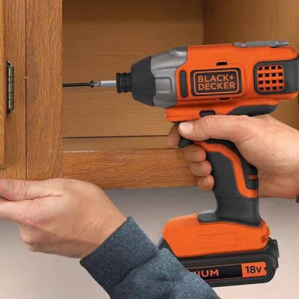 Фото - Набір електроінструментів Black&Decker 18 В XR Li-lon (BCK21S1S)