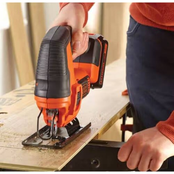 Фото - Електролобзик Black&Decker 18В Li-Ion (BDCJS18)