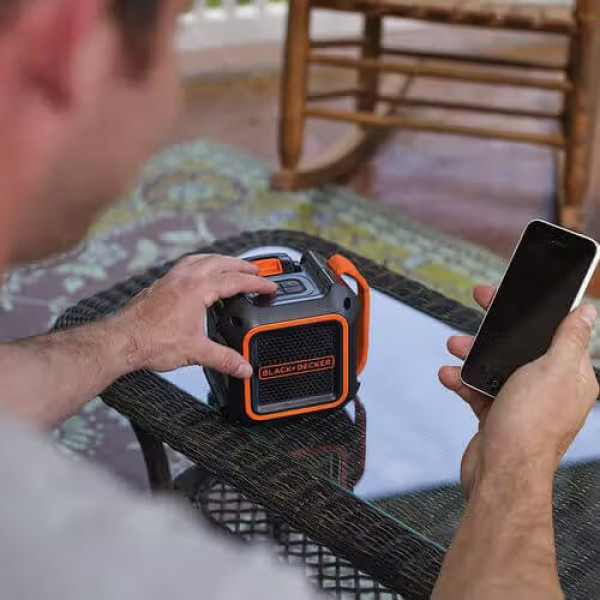 Фото - Портативна акустика Black&Decker 18 В Bluetooth (BDCSP18N)