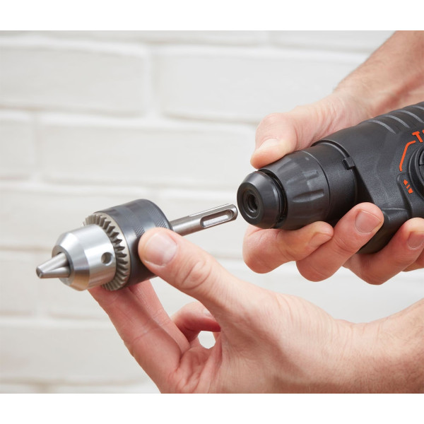 Фото - Перфоратор Black&Decker BEHS01
