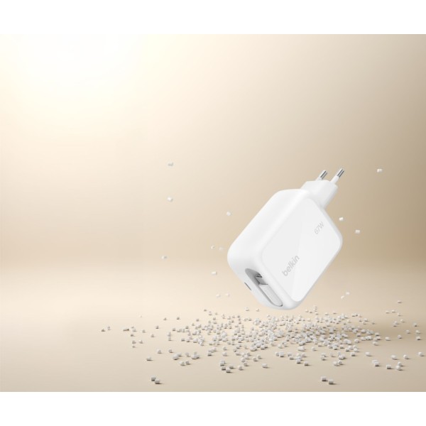 Фото - Мережевий зарядний пристрій Belkin 67Вт USB-C PD, PPS вбудований кабель USB-C White (WCH022KQWH)