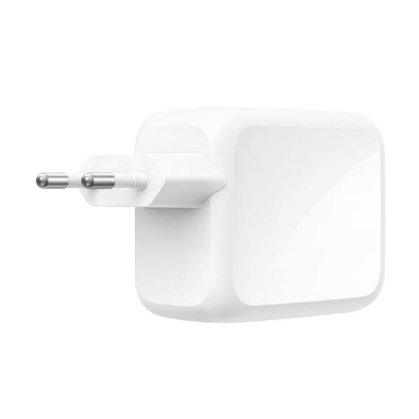 Фото - Мережевий зарядний пристрій Belkin 67Вт USB-C PD, PPS вбудований кабель USB-C White (WCH022KQWH)
