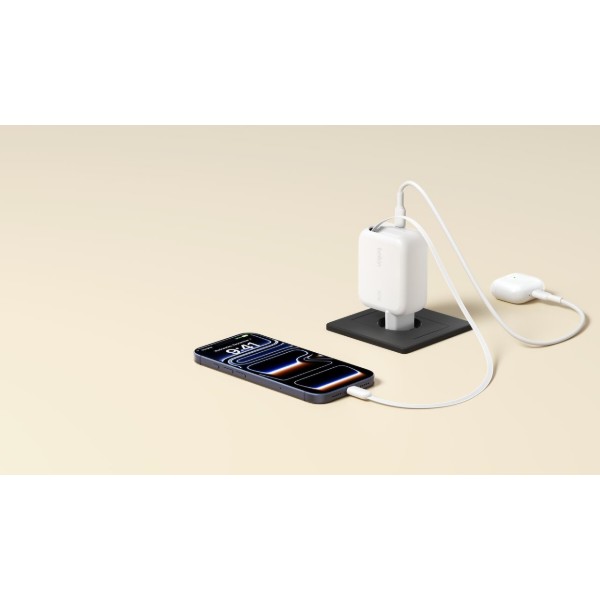 Фото - Мережевий зарядний пристрій Belkin 67Вт USB-C PD, PPS вбудований кабель USB-C White (WCH022KQWH)