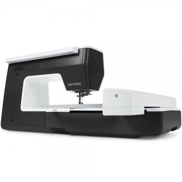 Фото - Швейно-вишивальна машина Bernina Bernette B 79