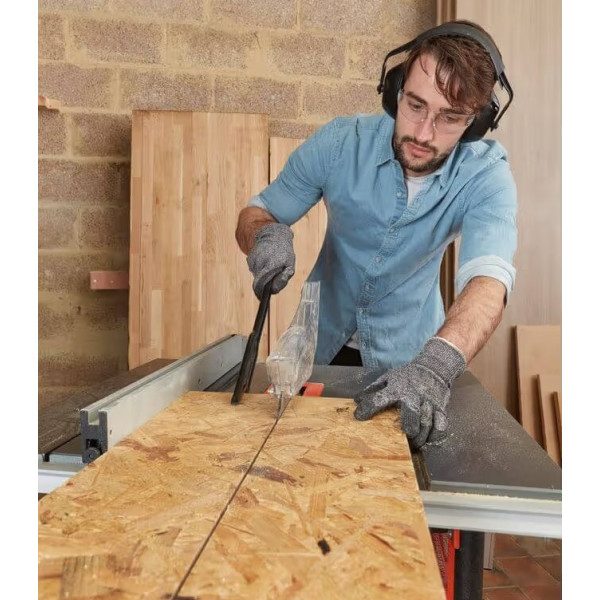 Фото - Циркулярна пила Black&Decker 1800 Вт (BES720)