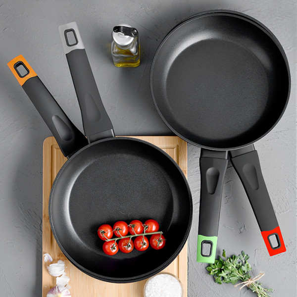 Фото - Сковорода универсальная Bergner Chroma 20 см (BG-30110-BK)