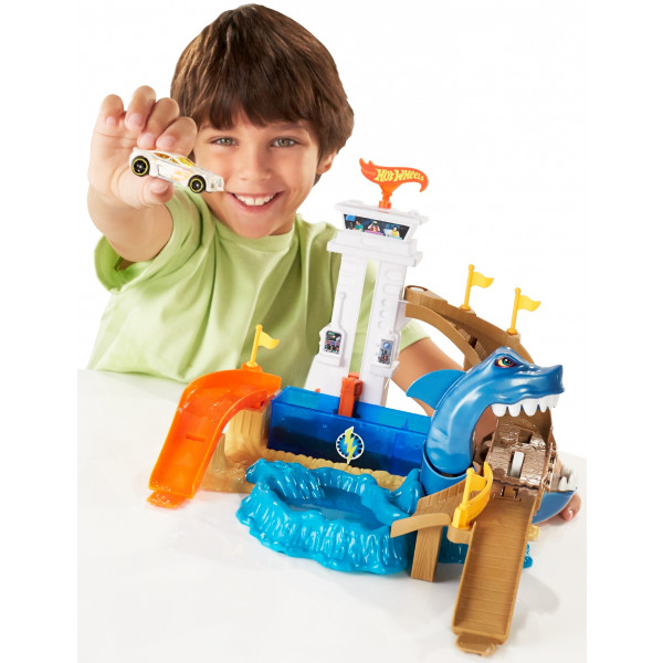 Фото - Трек Hot Wheels Охота на акулу серии Измени цвет(BGK04)