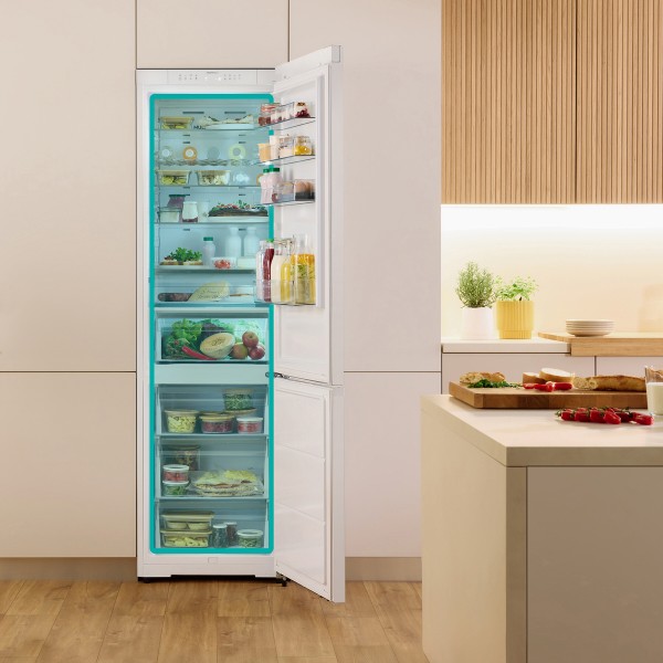 Фото - Холодильник Gorenje NRB620E61W4WFE