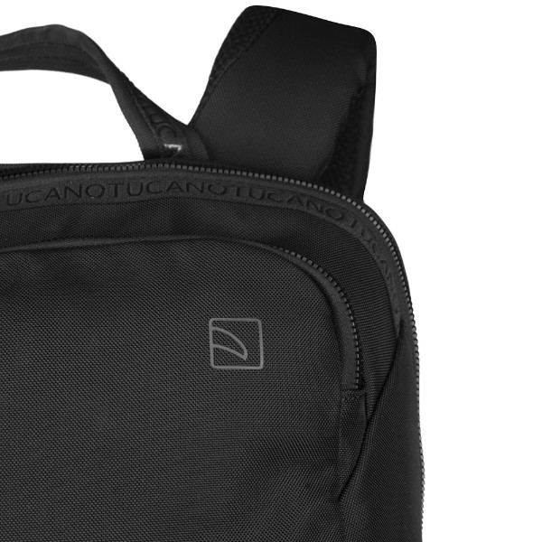 Фото - Рюкзак для ноутбука Tucano Terra Gravity AGS 15.6'' Black (BKTER15-AGS-BK)