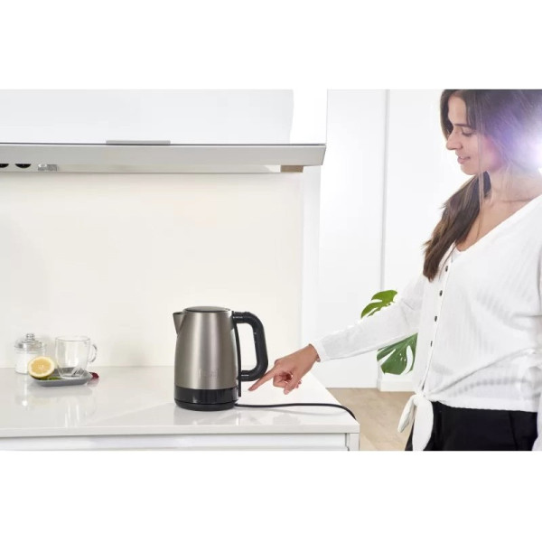 Фото - Электрический чайник Black&Decker BXKE2201E