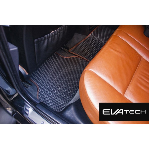 Фото - Коврики из экокожи в салон авто EVAtech ECO для 5 Series (E61) BMW 2003-2010 6 поколение Combi EU BM12472C5BM4BBB