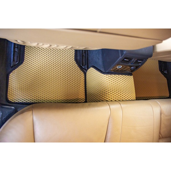 Фото - Коврики из экокожи в салон авто EVAtech ECO для 5 Series (E61) BMW 2003-2010 6 поколение Combi EU BM12472C5BM4BBB