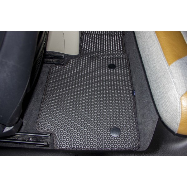 Фото - Коврики из экокожи в салон авто EVAtech ECO для I3 BMW 2013 1 поколение Htb EU BM21194PGL4BW8BBB