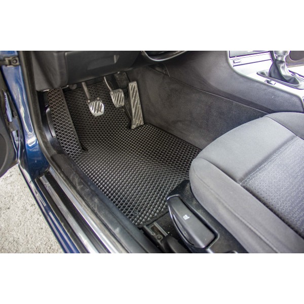Фото - Килимки з екошкіри в салон авто EVAtech ECO для 3 Series (E46) RWD BMW 1998-2001 4 покоління Sedan EU BM31443C5BW8BBB