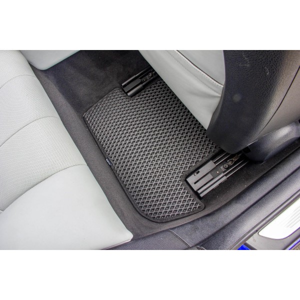 Фото - EVA килимки в салон авто EVAtech для 6 Series (F13) xDrive BMW 2011-2017 3 покоління Coupe EU (BM43731P4BW4RBB)