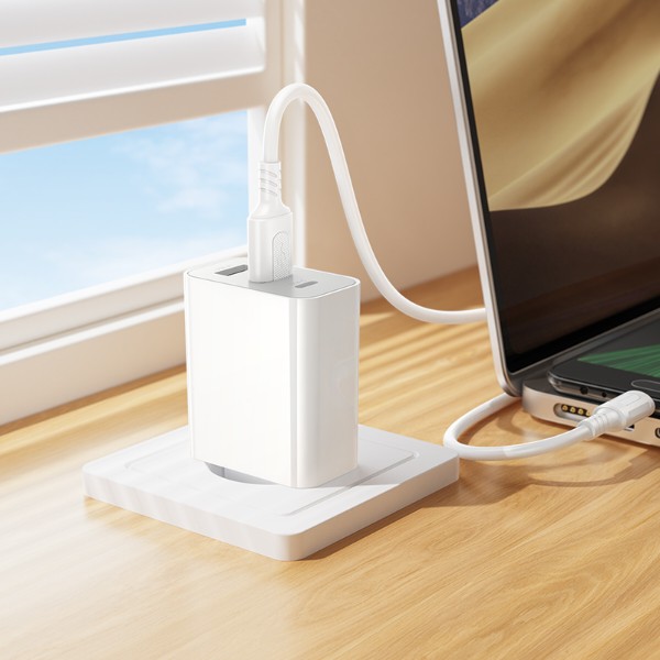 Фото - Сетевое зарядное устройство BOROFONE BA105A Stellar three-port charger set (Micro) (EU) White (6941991125294)