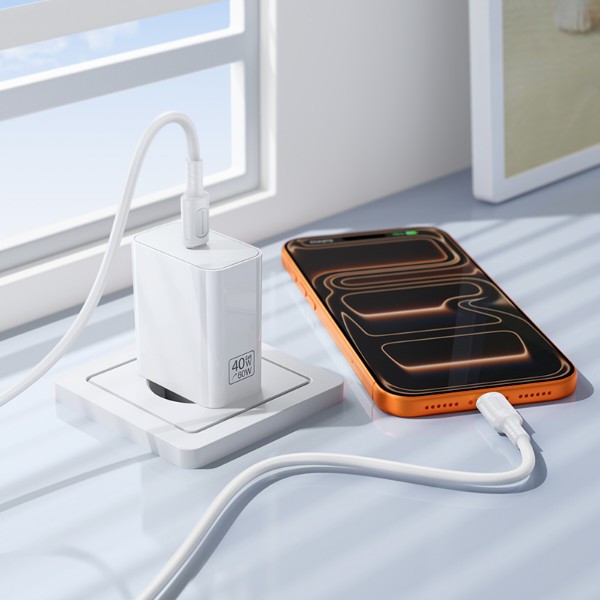 Фото - Мережевий зарядний пристрій BOROFONE BA109A Star single port PD40W charger (EU) White (6941991126888)