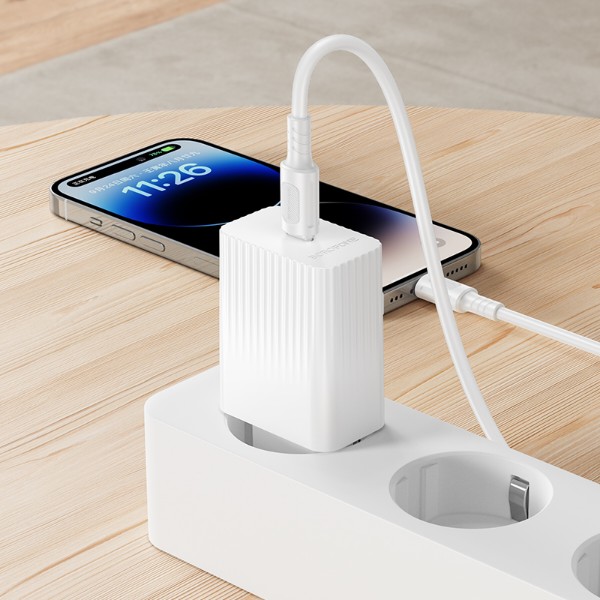 Фото - Сетевое зарядное устройство BOROFONE BAS73A Source single port PD20W charger set (C to iP) (EU) White (6941991122729)