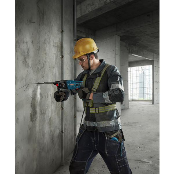 Фото - Перфоратор Bosch GBH 220 (0.611.2A6.020)