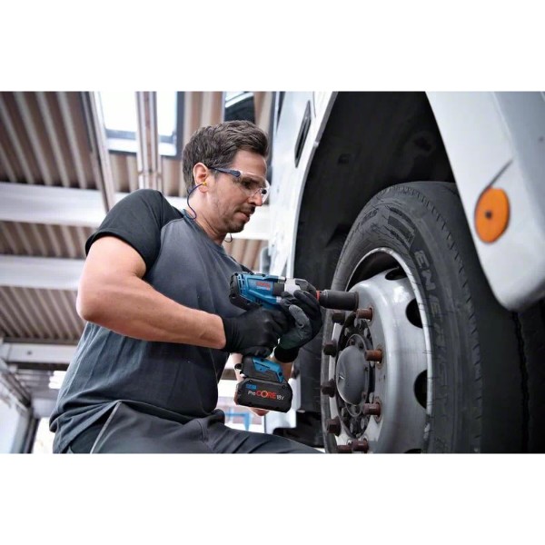 Фото - Гайковерт акумуляторний Bosch GDS 18V-1050 H 18В (0.601.9J8.500)