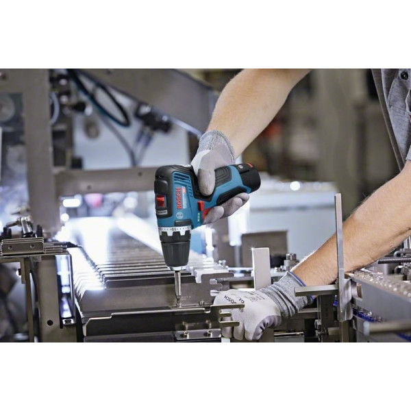 Фото - Шуруповерт Bosch GSR 12V-35 (0.601.9H8.002)