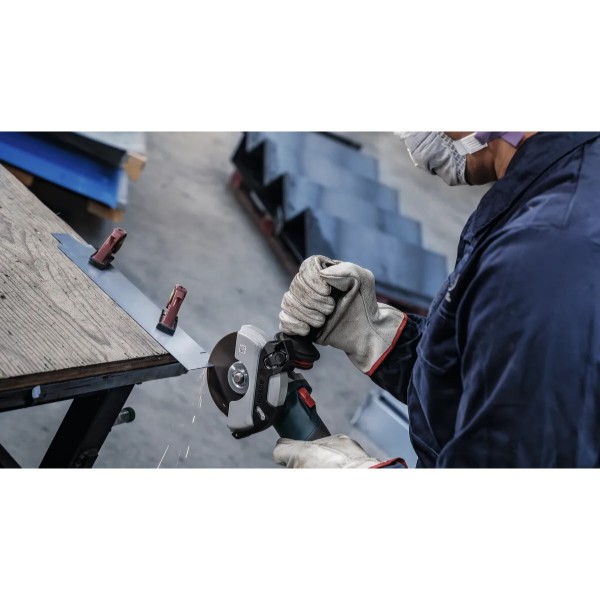 Фото - Круг відрізний по металу Bosch Professional 125x0.8x22.23 мм (2.608.603.488)