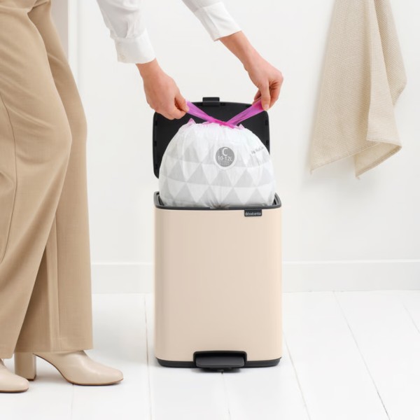 Фото - Бак для сміття з педаллю Brabantia 12 л бежевий (238024)