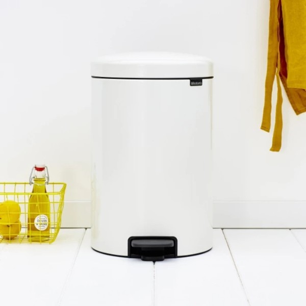 Фото - Бак для сміття з педаллю Brabantia Pedal Bin 20 л 111846