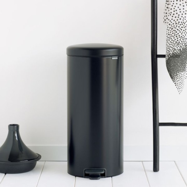 Фото - Бак для сміття з педаллю Brabantia Pedal Bin 30 л 114540