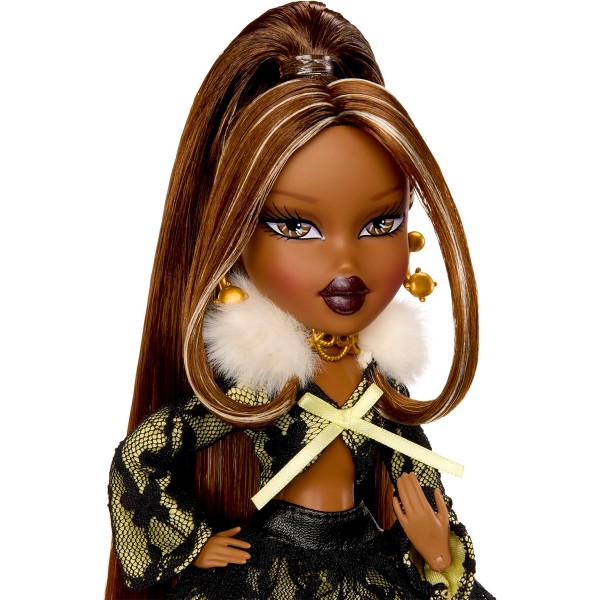 Фото - Ляльковий набір Bratz серії Stylin' Birthday — САША з аксесуарами (596042)