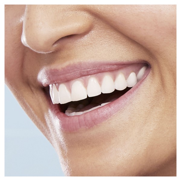 Фото - Зубная щетка электрическая Oral-B Braun Vitality D100.413.1 PRO 3D White