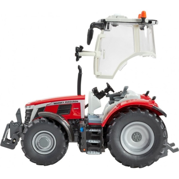Фото - Коллекционная сельскохозяйственная техника Britains Трактор Massey Ferguson 6S.180, 1:32 (43316)