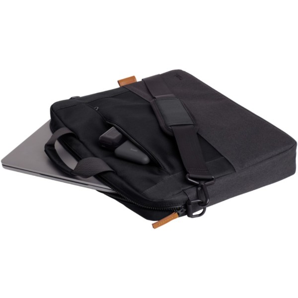 Фото - Сумка для ноутбуку Trust Lisboa 16" laptop carry bag - Black (25246)