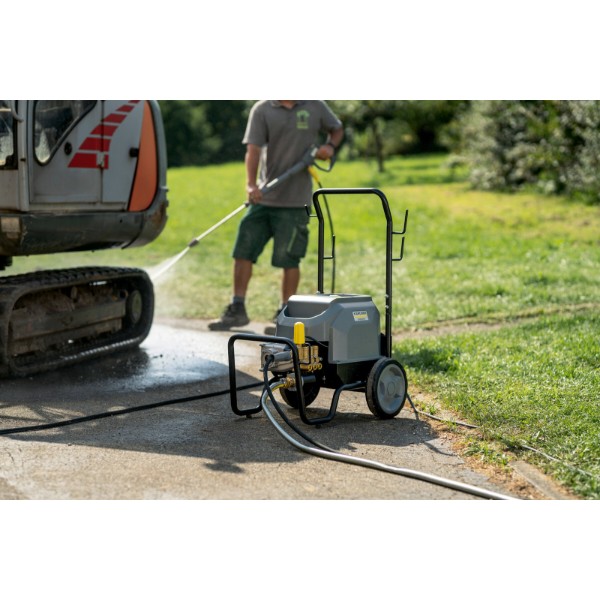 Фото - Минимойка Karcher HD 6/15-4 M Classic (1.367-900.0)