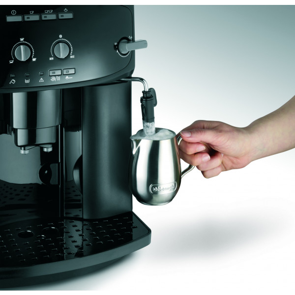 Фото - Кофемашина Delonghi ESAM 2600