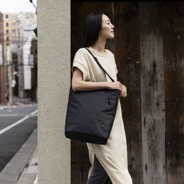 Фото - Сумка для ноутбуку Case Logic Invigo Eco Convertible Tote 15.6" (INVIT-116)