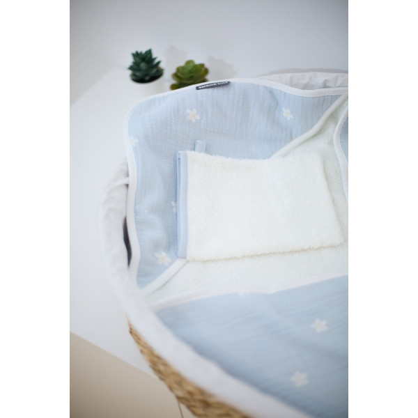 Фото - Рушник-куточок бамбукове дитяче Childhome 80x80 Flower Blue (CCBCMBF)