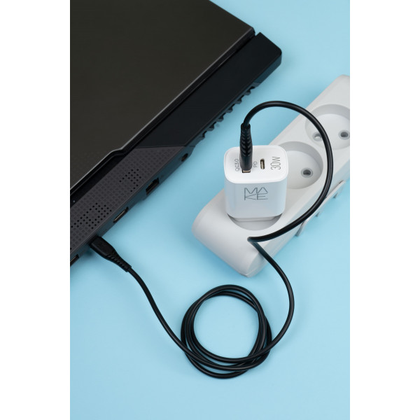 Фото - Сетевое зарядное устройство MAKE 30W GaN PD+QC White (MCW-327PWH)