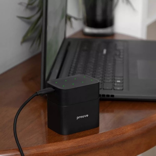 Фото - З/пристрій для акумуляторів AA/AAA Proove Compact Station 8 шт. (4xAAA + 4xAA) Black (RBCS00000001)