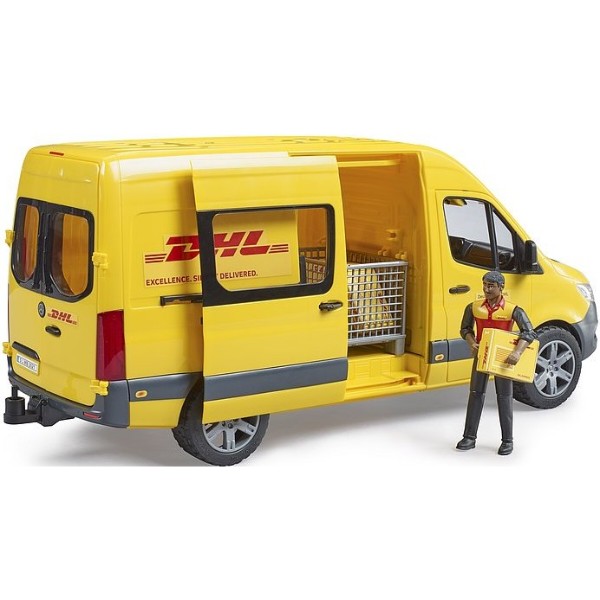Фото - Наземна спецтехніка BRUDER MB Sprinter кур'єр DHL з фігуркою (02671)