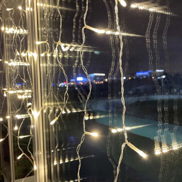 Фото - Гирлянда-штора Colorway Бахрома 3мx0.6м 100Led IP20 (CW-GF-100L36VWW)