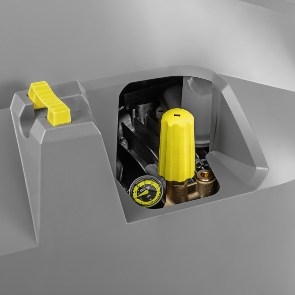 Фото - Мінімийка Karcher HDS 9/20-4 M (1.071-941.0)