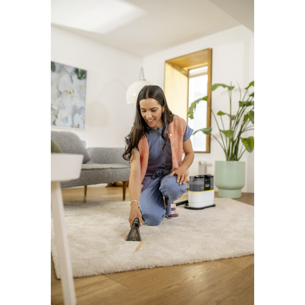 Фото - Пылесос-пятновыводитель Karcher SE 2 Spot Care (1.081-420.0)
