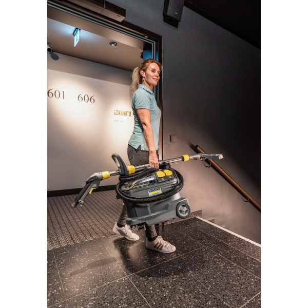 Фото - Пилосос миючий з контейнером Karcher Puzzi 8/1 Adv (1.100-241.0)